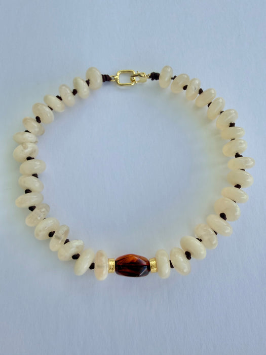 Elm Necklace