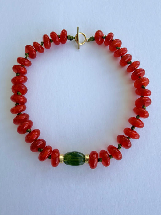 Elm Necklace