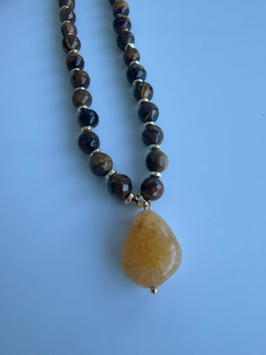 Amara Necklace