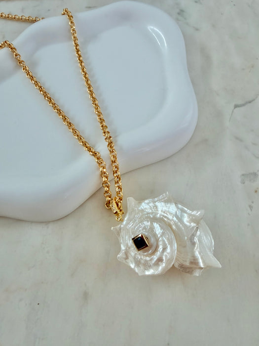 Aurora Shell Necklace